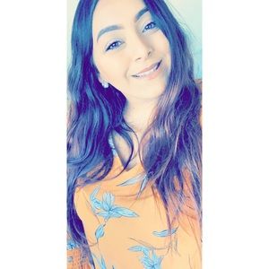 Meet your Posher, Monica